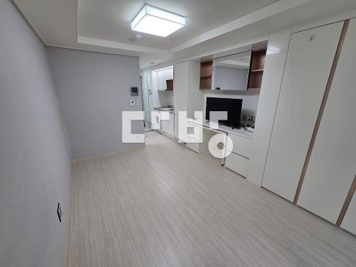 Apartment in 신장동 - View 5