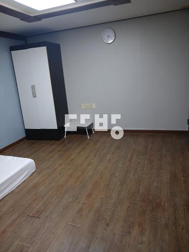 Apartment in 충효동 - View 3