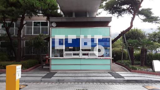 남서향  좌광천뷰굿 집관리 깨끗함 입주협의 금액 조율가능 방5칸 - View 2