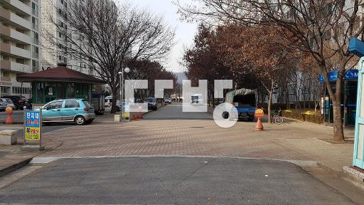 추천매물.로얄동로얄층.정남향 속집.기본.이사충분협의 - View 2