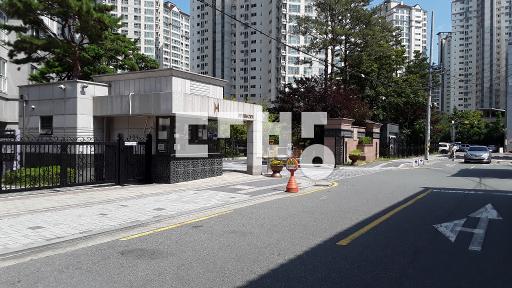 주인거주 관리상태깨끗한집   단지정원조망  햇살좋은집 - View 2