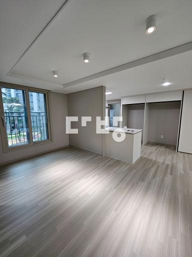 Apartment in 관설동 - View 3