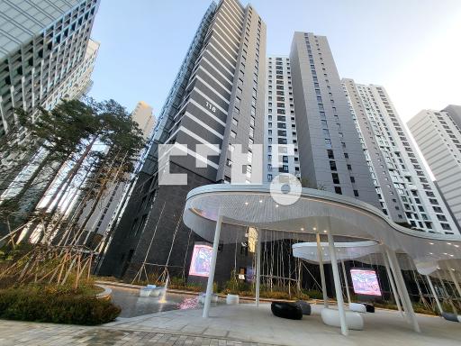 Apartment in 신천동 - View 2