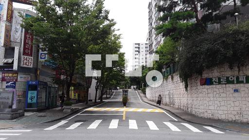 Apartment in 신내동 - View 2