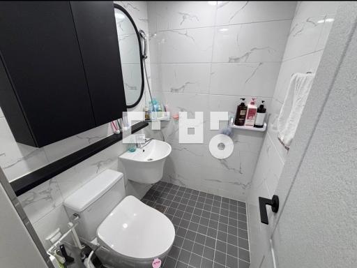 Apartment in 수원시, 매교동, 팔달구 - View 4
