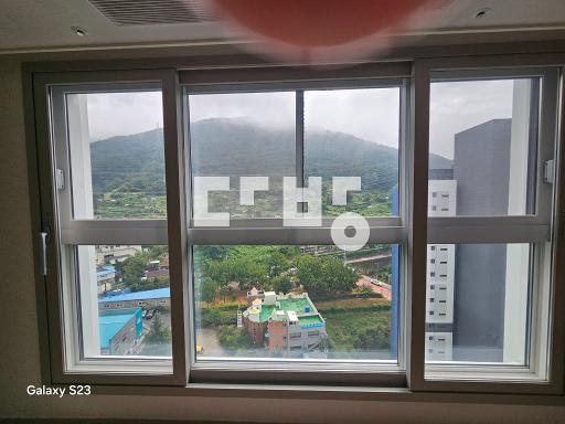 정남향 앞동 에어컨5 본다이닝 인덕션 우물조명 이사협의 - View 4