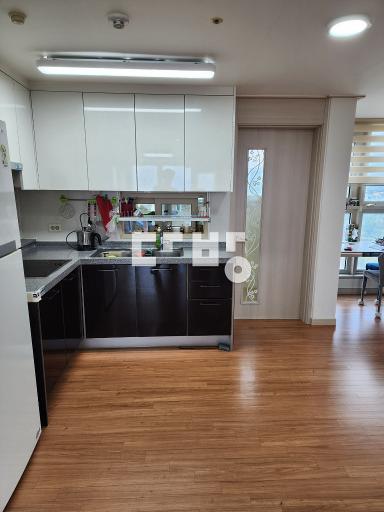 주인세대거주, 입주날짜 협의가능, 환기 잘되는 구조, 내부컨디션 깨끗함 - View 3