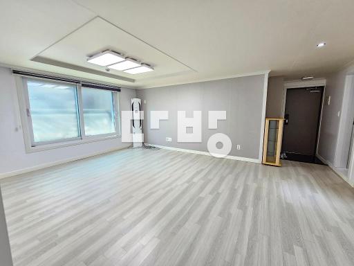 vv 대형투룸 조절 엘베 화장실2개 대박신축급 세련된인테리어 바로나갈집 - View 4