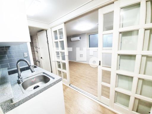 Apartment in 의정부시, 의정부동, 의정부1동 - View 2