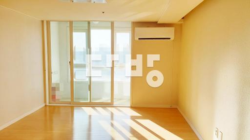 O햇살가득남서향 1.2인선호O 홍대풀옵션아파트원룸 주차편리 전망굿 실입주 – pohled 3