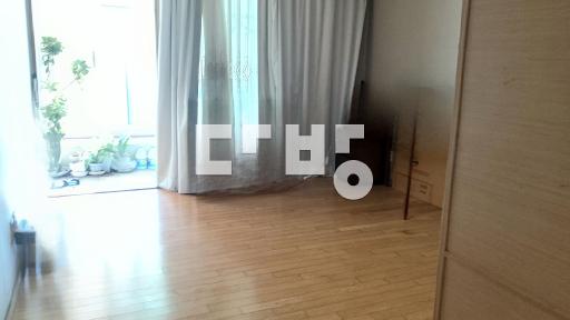 우면산과예술의전당인근,남부터미널5분거리,조용한주거지역,주차여유 - View 2