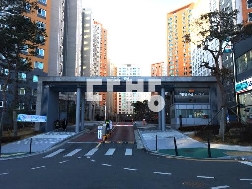 Apartment in 봉곡동 - View 2