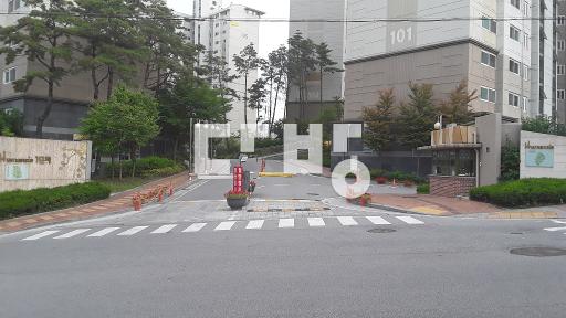 확장형 일조권 조망권좋고 안방 작은방 붙박이장시공  내부컨디션최상 - View 2