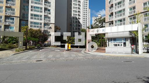 아파트 - View 2