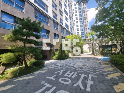 채광끝 남서향 에어컨4 식세기 인덕션 트인앞산전망 - View 3