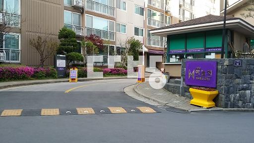 봉산 숲세권 학세권 구조 좋고 올수리 된 가성비 좋은 아파트 - View 3