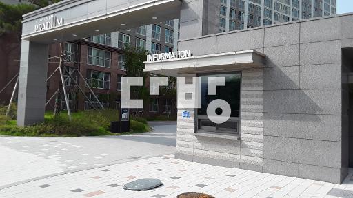 Apartment in 교동 - View 3