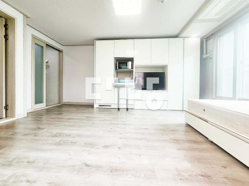 Apartment in BuSan광역시, 괘법동, 사상구 - View 4
