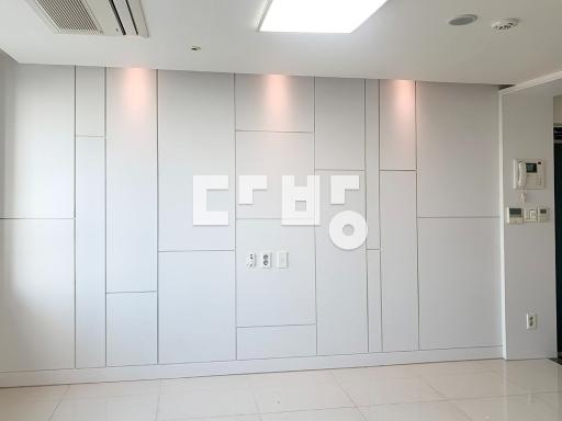 융자없는 신도림역 도보인근 1.5룸월세 오피스텔 - View 4