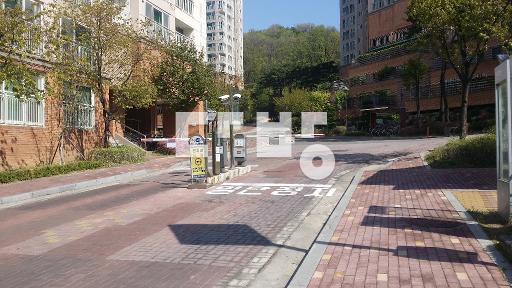 일조권 풍부한 정남향, 신도초중 인접, 숲속의 전원주택 같은집,입주협의 - View 2
