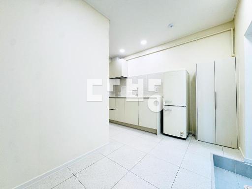 Apartment in 울산광역시, 동구 - View 2