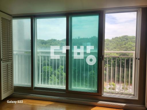 즉시입주가능한산전망으로 멋진뷰나오고 깨끗한집입니다. - View 3