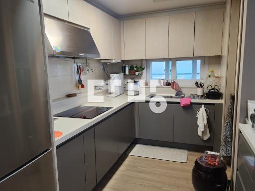 Apartment in 동명동 - View 4