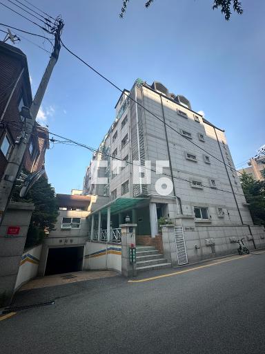 고급형 아파트 서문여고인접 이수역 도보 가능 조용하고 깔끔한 집 - View 4