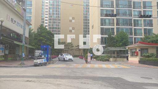 Apartment in 탄벌동 - View 2
