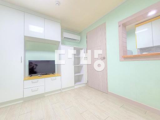 신기역세권도보5분/세련된인테리어/바로앞공원/직장인학생 강추 - View 3