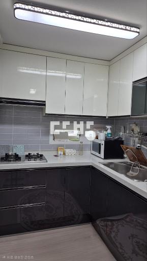 Apartment in 신안동 - View 3