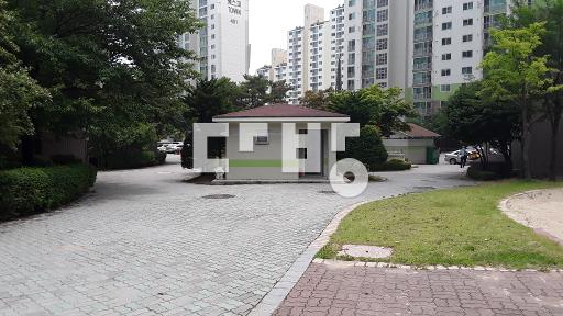 Apartment in 무실동 - View 3