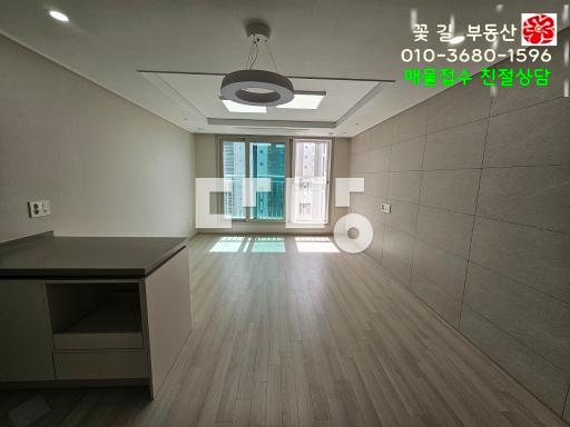 Apartament me 1 dhoma, 81 m²