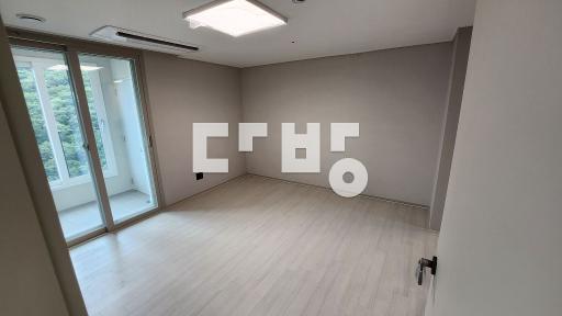 전실에어컨, 중문등 옵션, 월세안고 매매, 연락주세요 - View 3