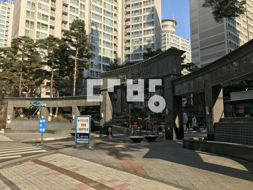 막히지않은 뷰, 확장형 넓은 공간, 초역세권 대장단지 - View 2