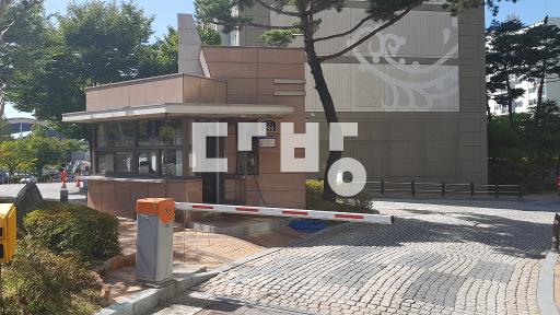 각방구조교통좋음생활편리 조망권좋음중앙공원수영장롯데아울랫풍암저수지초중고인접 - View 3