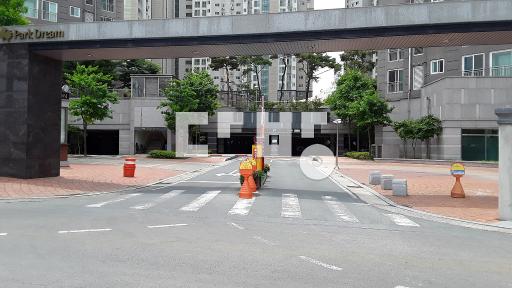 Apartment in 신서동 - View 3