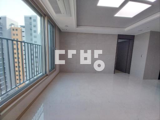 고덕365. 인기초품아.시스템에어컨4대.알파룸.협의입주.채광좋은남향 - View 2