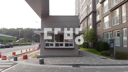 보강천공원,수영장등 체육시설과 쾌적한 환경 앞정원이 내정원같이 넘 좋음 - View 3