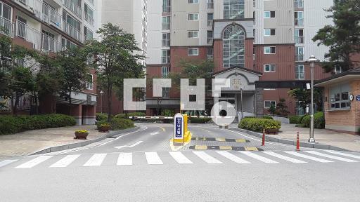 Apartment in 고양동 - View 2