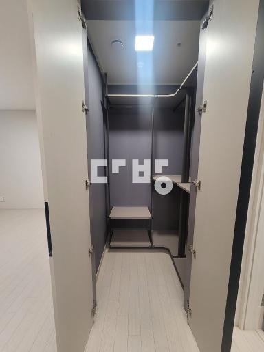 109동 로얄중층 시에4+냉장고+식기세척기+인덕션+안방붙박이장+중문 - View 4