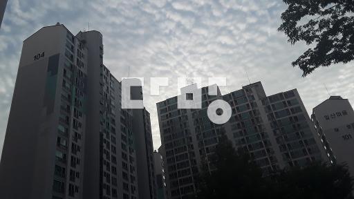 세안고 최근 집주인올수리 경의선일산역도보6분 일산도서관옆 운동할수있는공원