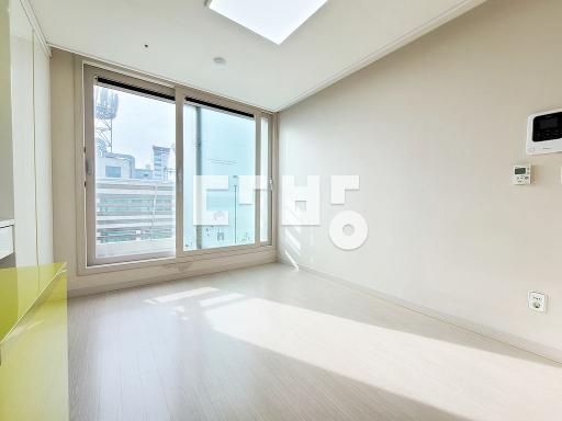 Apartment in 선부동 - View 2