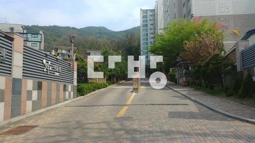 용마산역 도보 5분, 시설상태 깨끗함, 단지근처 초중고가 있음 - View 2