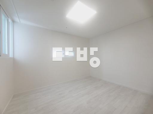 22년식 3룸  전용22평 남향 원종역세권 - View 4