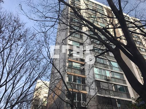 500/40 에 만기 :27.11월말일,앞동이라 교통편리 - View 3