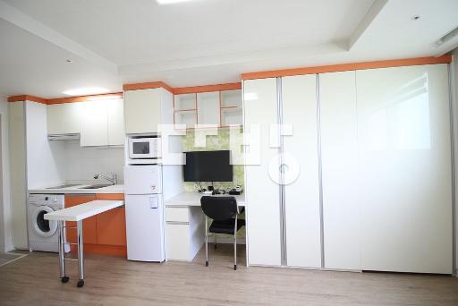 Apartment in 봉명동 - View 3