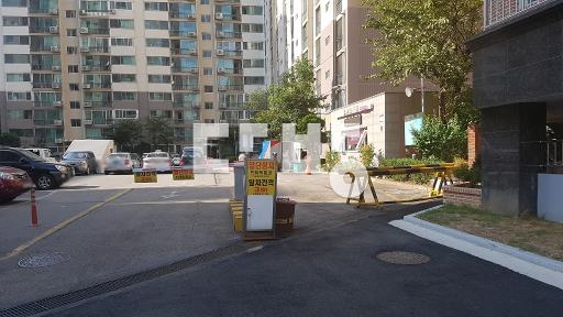 Apartment in 구로동 - View 2