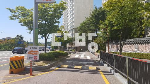 각방구조교통좋음생활편리 조망권좋음중앙공원수영장롯데아울랫풍암저수지초중고인접 - View 2