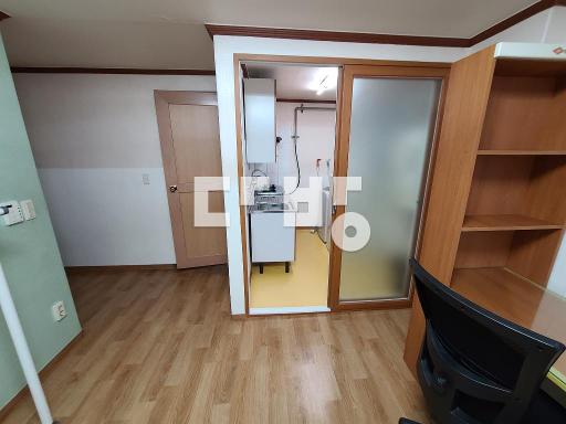 Apartment in 율전동 - View 2